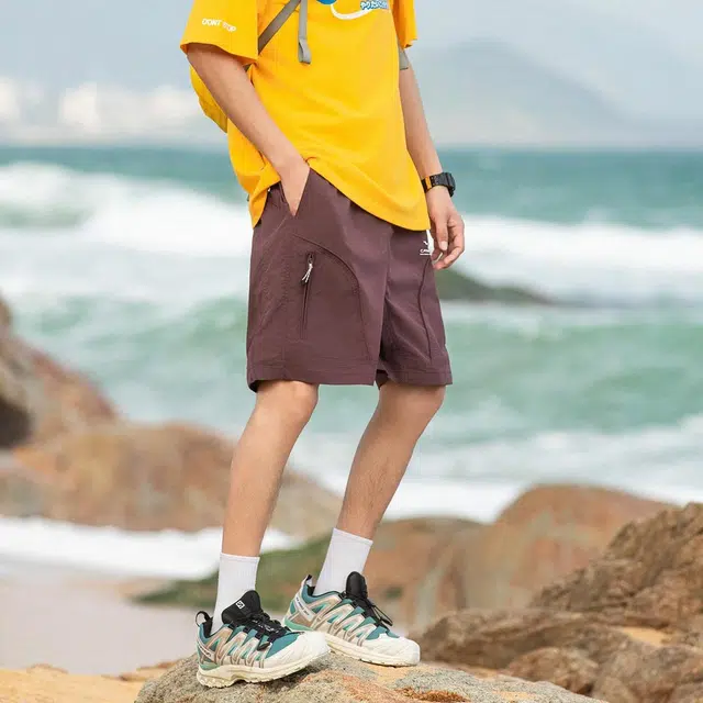 领航骆驼 美式高街户外字母中腰舒适系带百搭宽松休闲短裤 男款