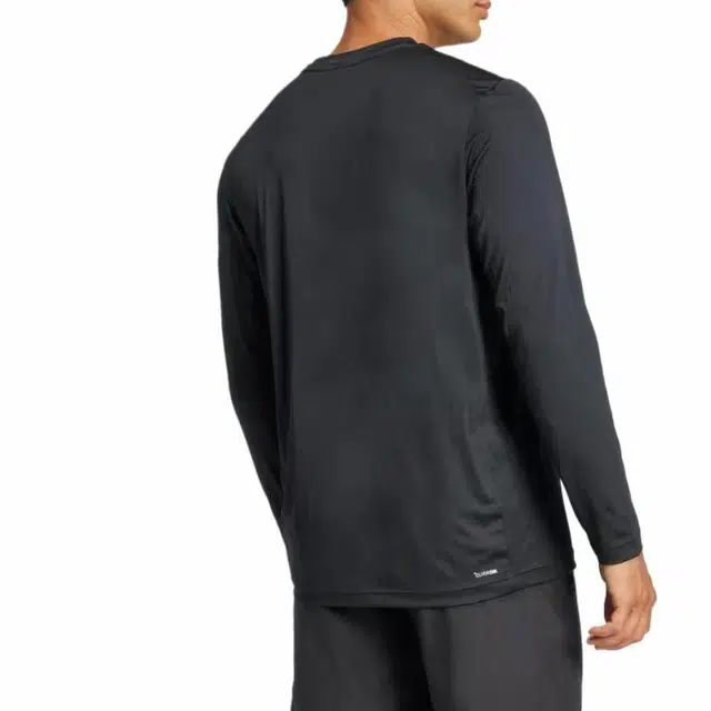 adidas ESSENTIALS Train T