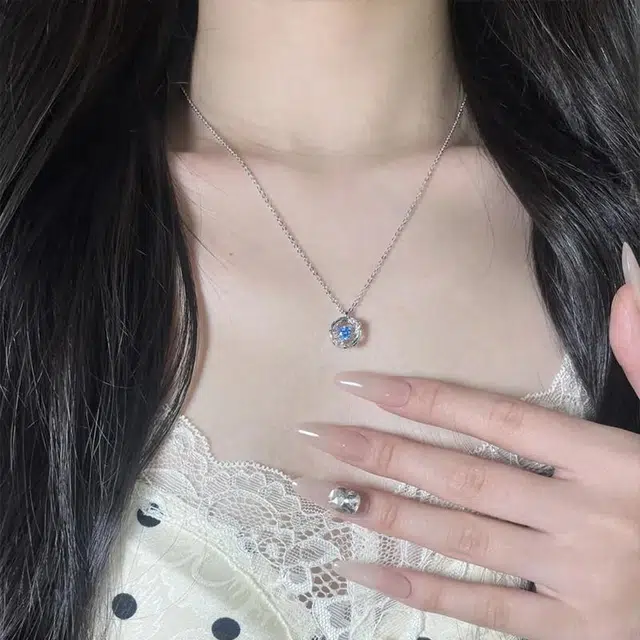 S925