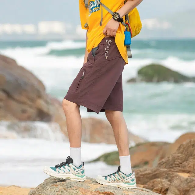 领航骆驼 美式高街户外字母中腰舒适系带百搭宽松休闲短裤 男款