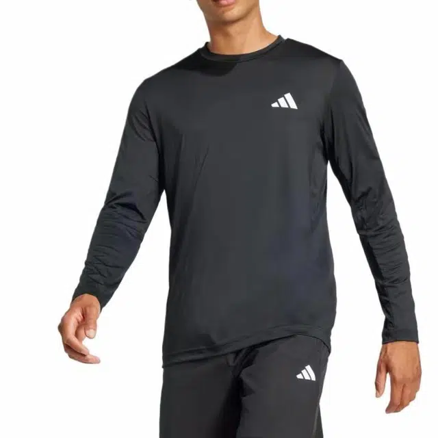 adidas ESSENTIALS Train T