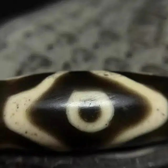灵运宝 #转运招财金刚十字六眼天珠钥匙孔老矿风化油润包浆老料器磨损到位 小米珠 吊坠 男女同款情侣款