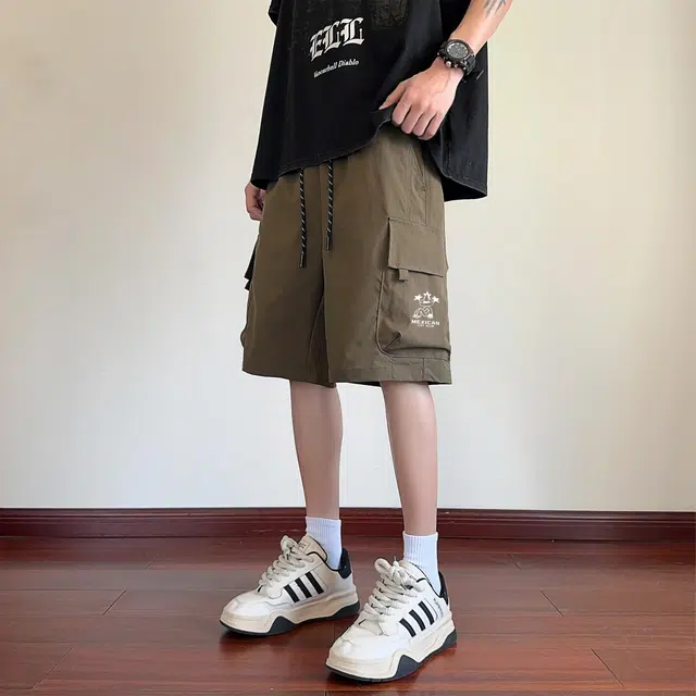稻草人 美式街头嘻哈复古高街凉感亲肤多口袋中腰潮牌百搭个性痞帅学院风宽松休闲阔腿五分工装短裤 男女同款