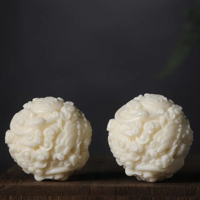 嫒柯 国潮新中式平步青云招财纳福轻奢高级感文玩盘玩装饰品湘工雕刻精细雕刻好运文玩手球#好运 象牙果 手把件 男女同款情侣款