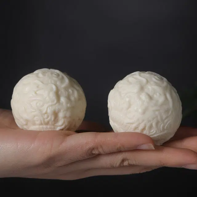 嫒柯 国潮新中式轻奢高级感文玩吉祥好运连连财源广进龙雕招财转运精细雕刻而成手饰再造#好运 象牙果 手球 男女同款情侣款