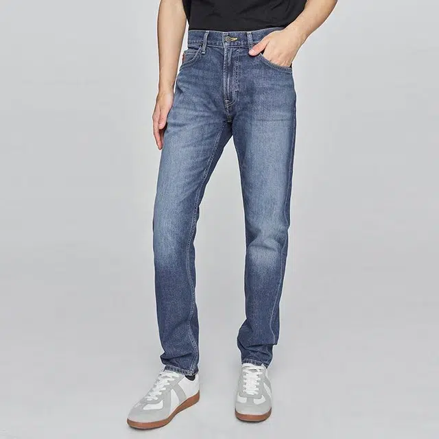 Lee SS25