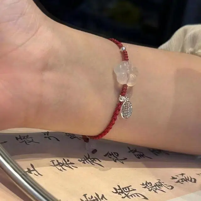 喜宝春花 桃花福牌 诸事喜乐国风小众新中式复古新中式百搭福禄吉祥时尚百搭好运 玛瑙 手链 女款