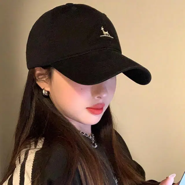 俞兆林 可爱卡通小鹿刺绣户外出行防晒遮阳时尚潮流百搭大头围显脸小 棉 鸭舌帽 男女同款情侣款