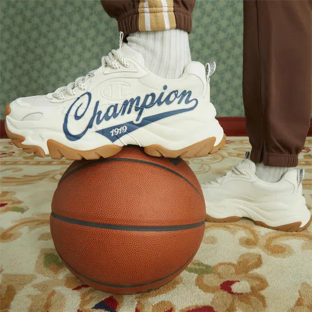 Champion Retro Sports