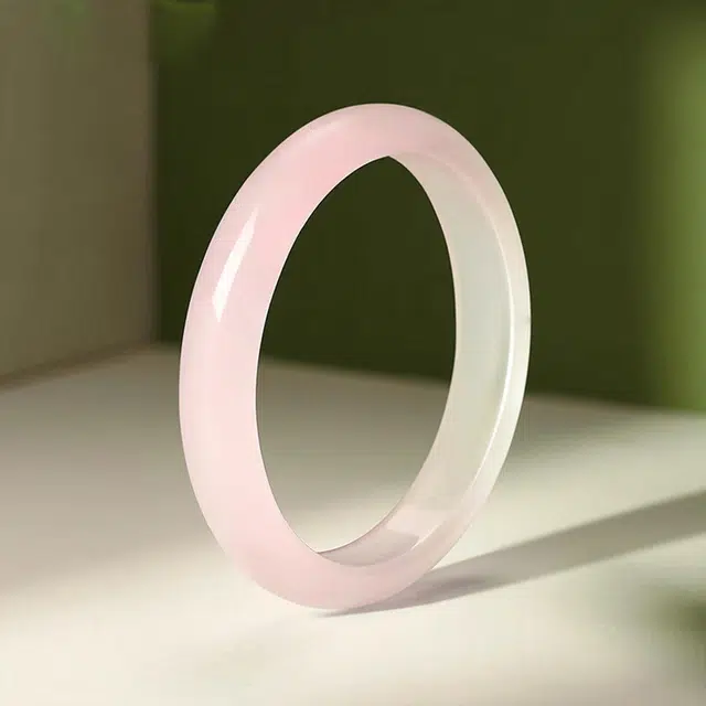 九隆古 樱花粉 水蜜桃浅粉宽面美人条宫廷风贵妃镯  新中式国潮旗袍汉服一步一响 高级感叠戴必备礼盒#好运 玻璃猫眼 手镯 女款