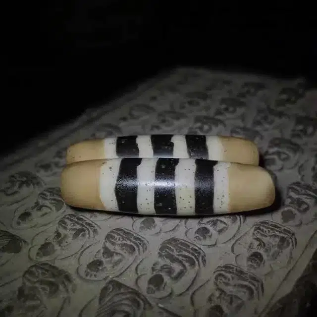 灵运宝 【师傅已加能量】#转运招财西藏藏区天珠七线天珠线珠色泽老气老矿风化油润包浆老料器磨损到位 小米珠 吊坠 男女同款情侣款