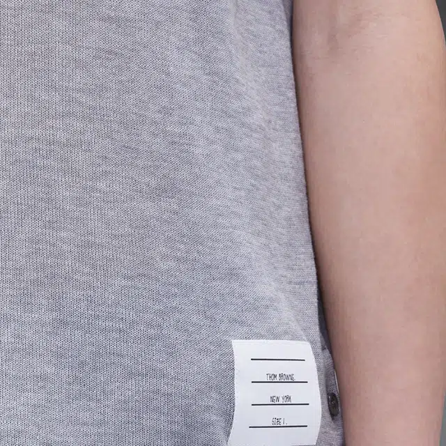 THOM BROWNE T