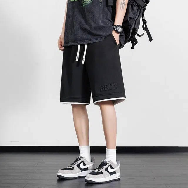 Fakeyoung