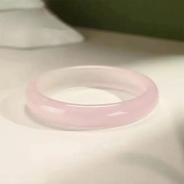郁馨 芝士奶冻莓莓冰透小众设计一步一响高级感 古风旗袍#好运 玻璃猫眼 玉石手镯 男女同款情侣款