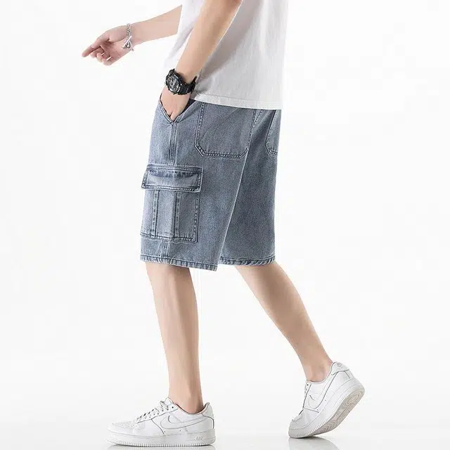 Q ZHIHE