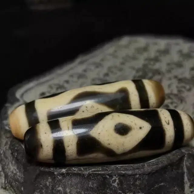 灵运宝 【师傅已加能量】#转运招财西藏藏区天珠金刚三眼一对咬色好老矿风化油润包浆老料器磨损到位 小米珠 吊坠 男女同款情侣款