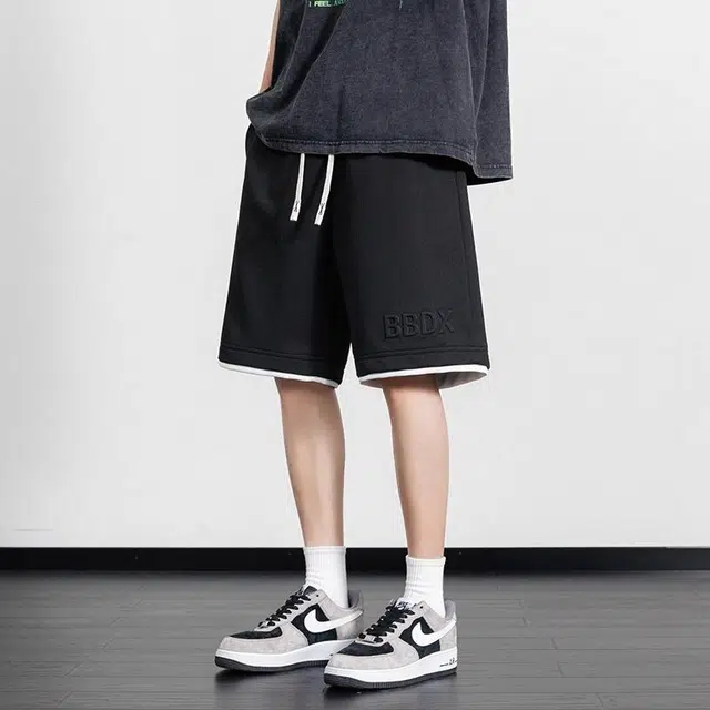 Fakeyoung