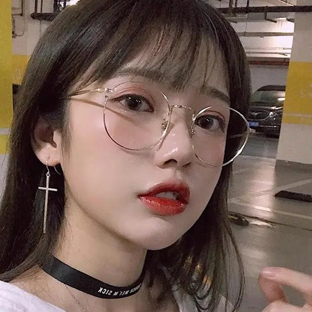 MK ins