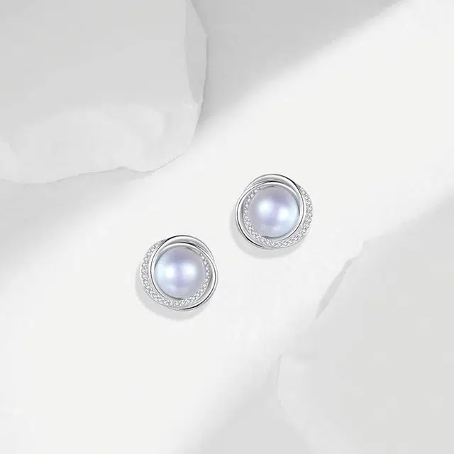 S925