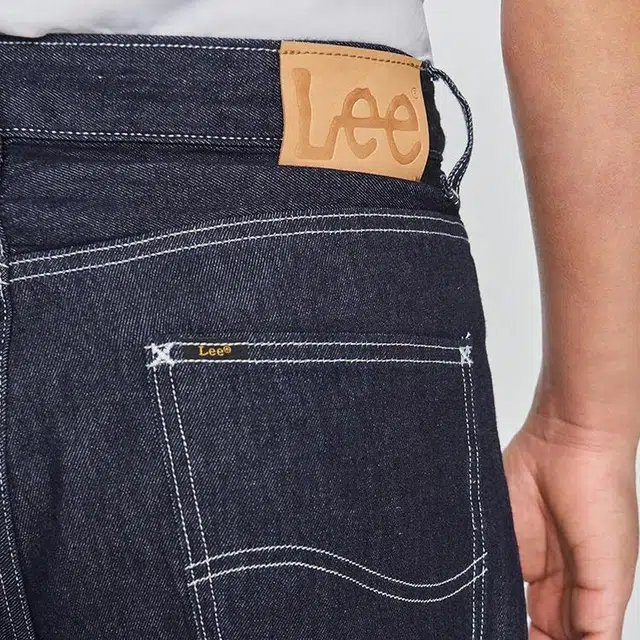 Lee