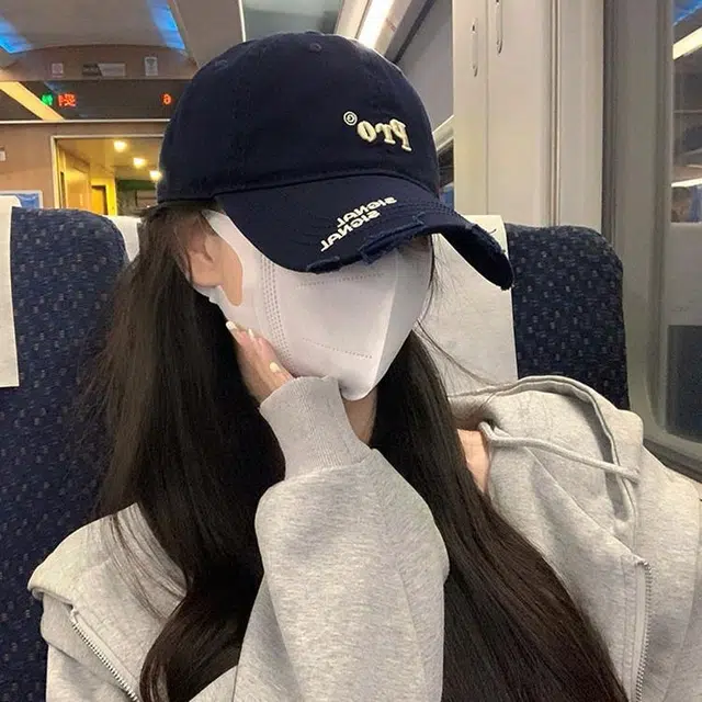 浪莎 立体字母刺绣破洞户外出行运动风百搭大头围显脸小防晒遮阳帽 棉 鸭舌帽 男女同款情侣款