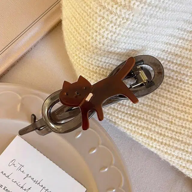 蒙妮 可爱卡通猫咪扭扭夹 亚克力 发夹 男女同款情侣款