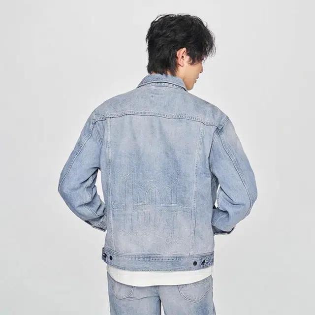 Lee SS25