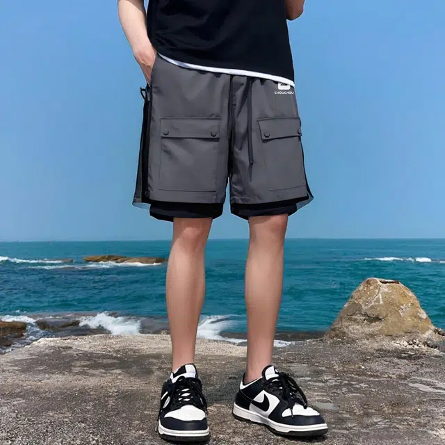 周同学 周杰伦 美式高街潮流系带多口袋简约设计复古五分裤工装短裤 男女同款