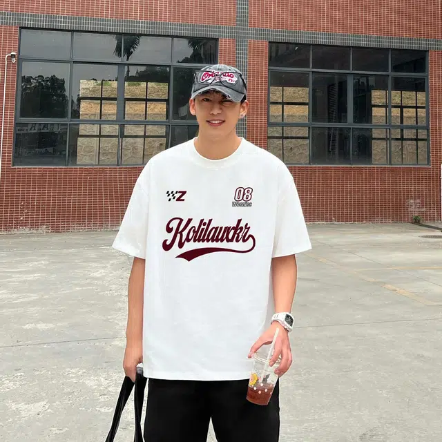 HIPHOPPUNKS T