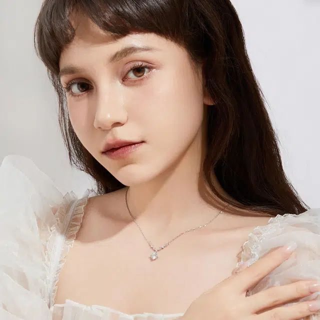 S925