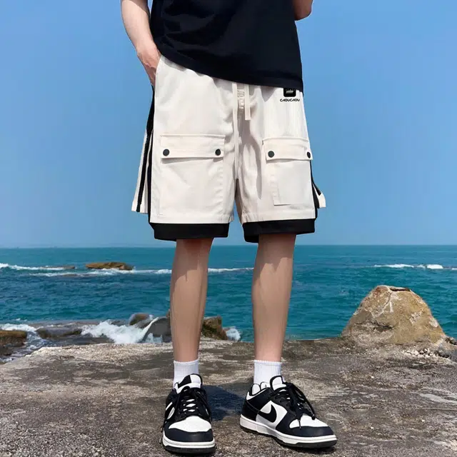 周同学 周杰伦 美式高街潮流系带多口袋简约设计复古五分裤工装短裤 男女同款
