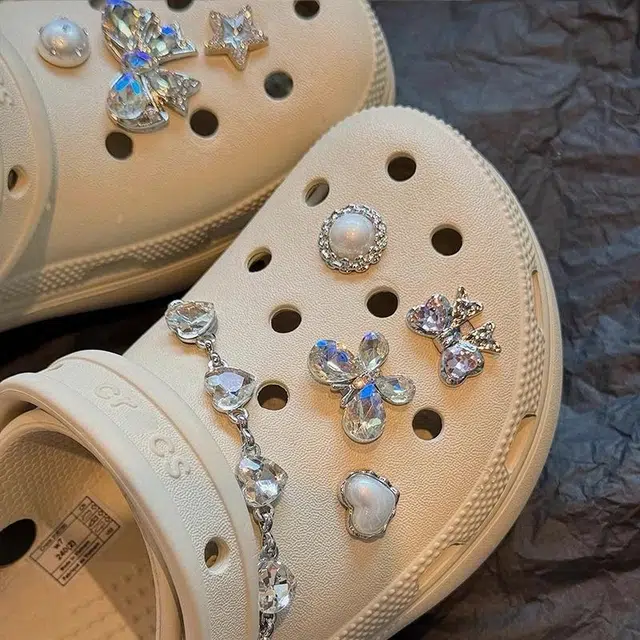 Crocs DIY