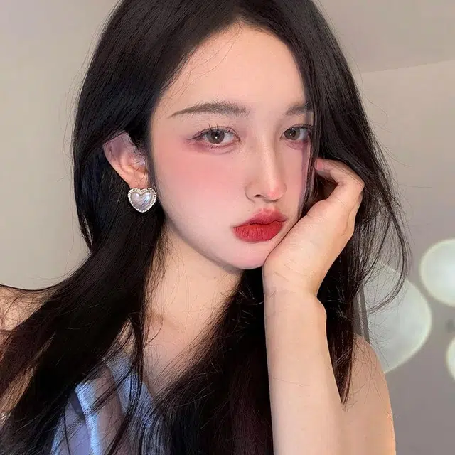 S925