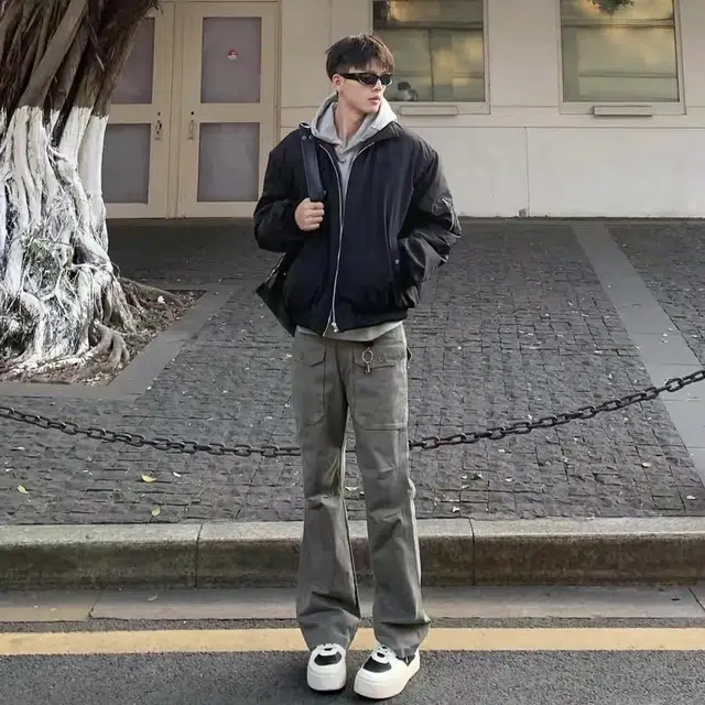 GOODHENLCE vibebomber