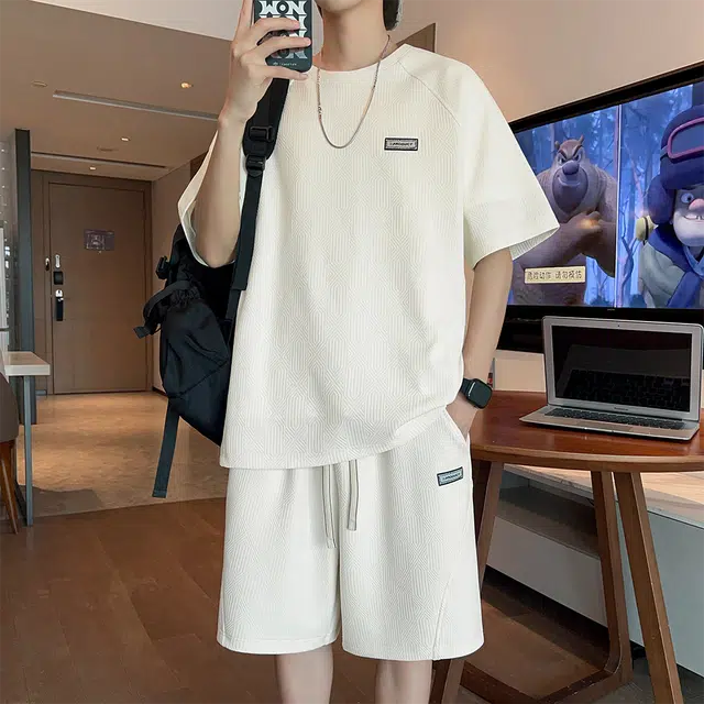 NOAHGIGI T