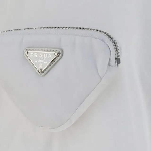 PRADA SS21 T