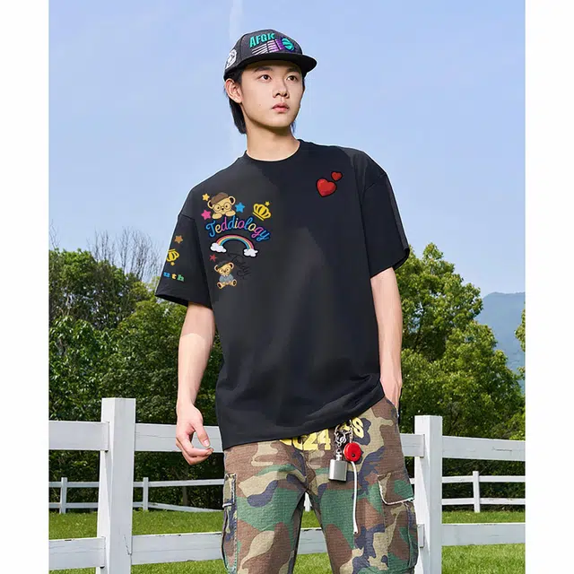 TEDDY College T