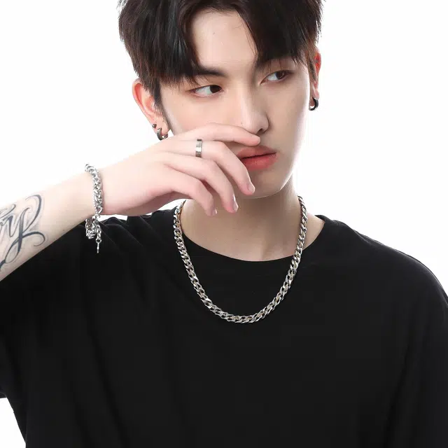 MISS XIA JWY