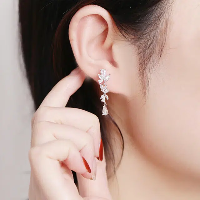 九隆古 紫藤花微笑花朵 小众设计感轻奢气质百搭 甜美森系小清新 合金 耳环 女款