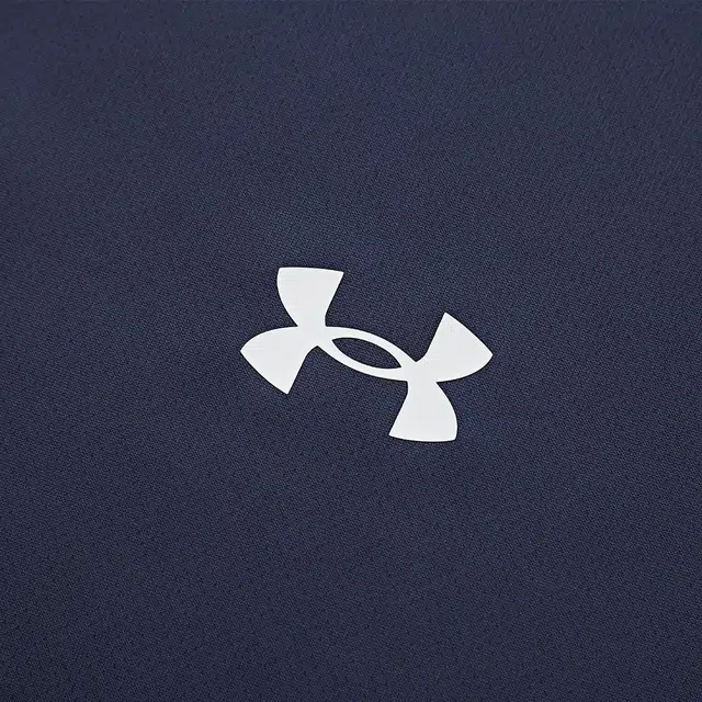 Under Armour T
