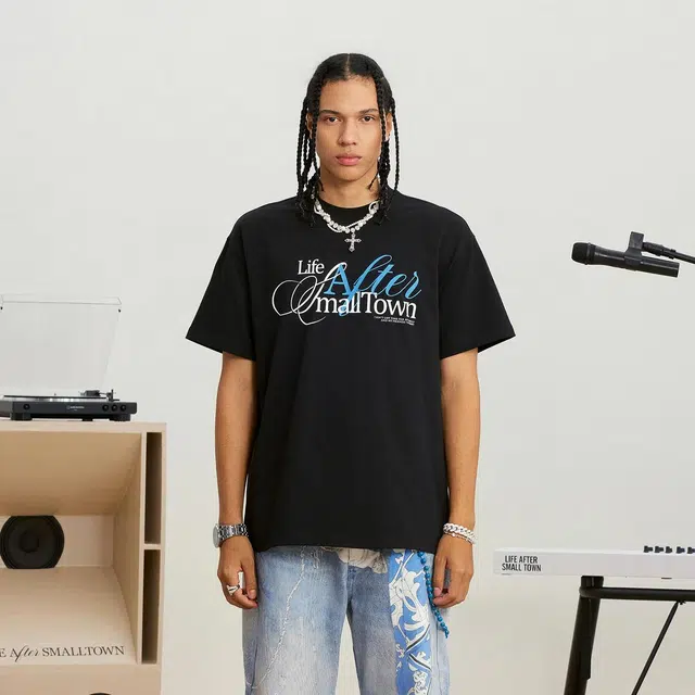 STK SMALL TOWN KID T