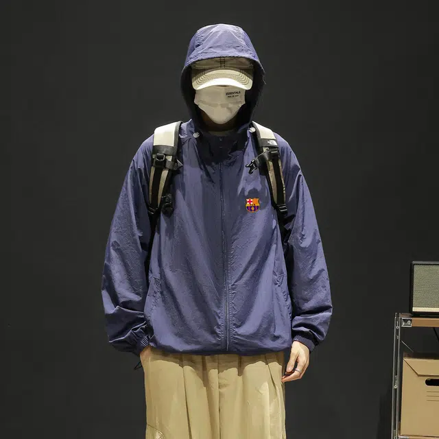 巴塞罗那足球俱乐部 户外冰皮轻薄外套皮肤衣宽松连帽 超轻透气防紫外线防晒服 男女同款
