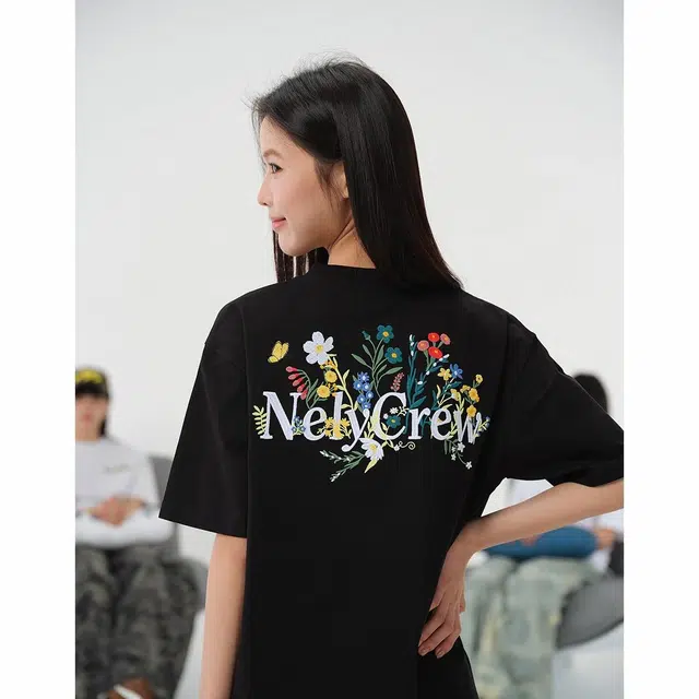 NELY T