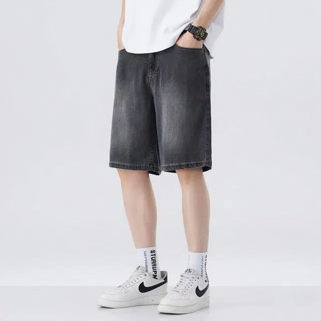 YICHEN