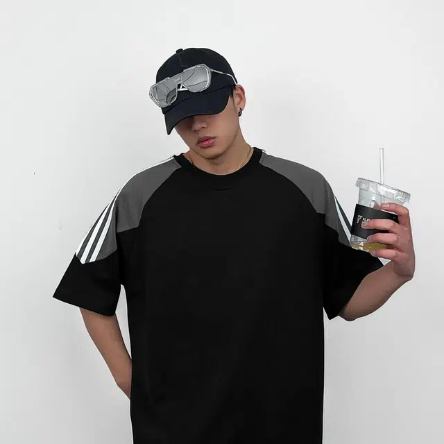 HIPHOPPUNKS T