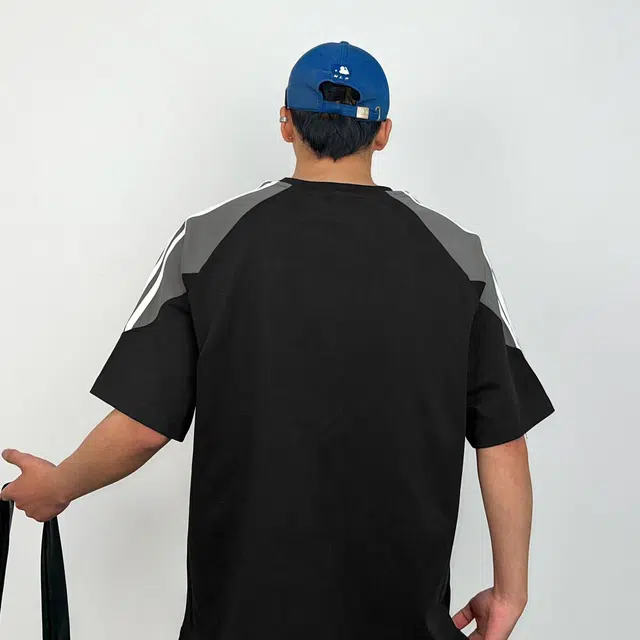 HIPHOPPUNKS T