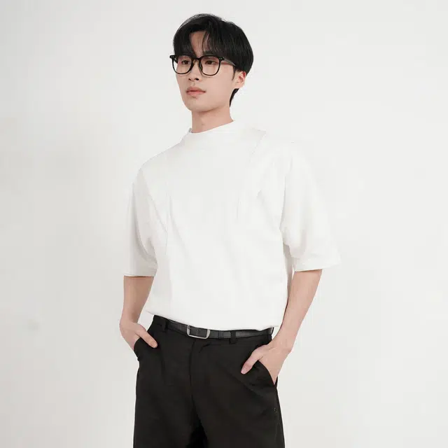 URBAN AUTHENTIC T