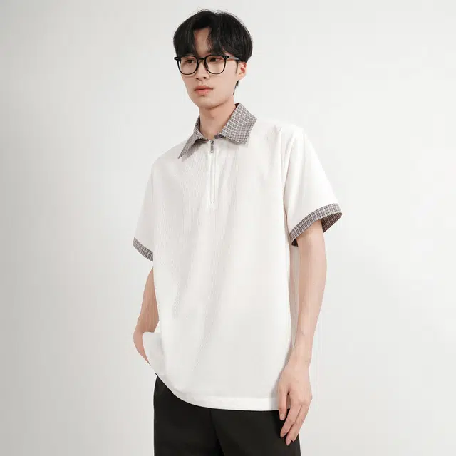 URBAN AUTHENTIC T