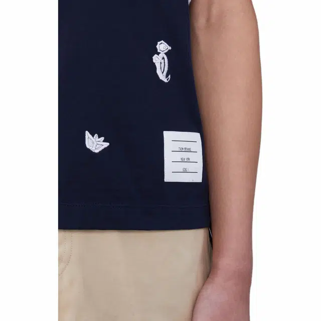 THOM BROWNE T