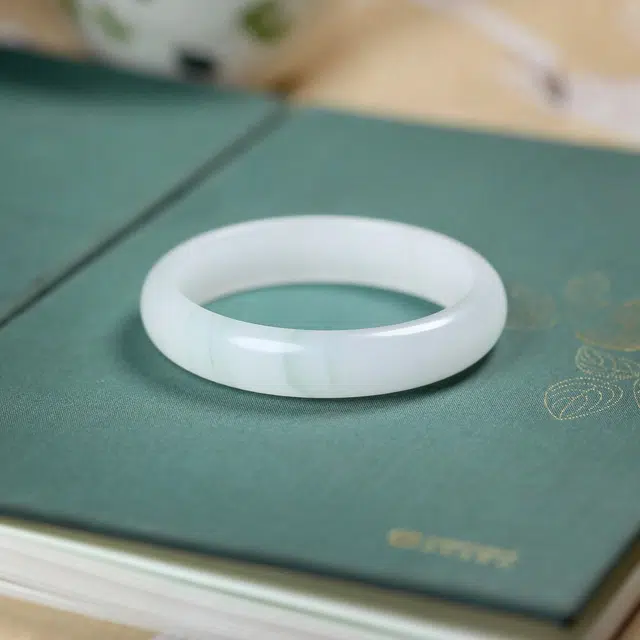 【清新微翠】 匠锁心玉 匠锁心玉青山黛贵妃新中式国潮古风古典时尚清冷典雅高级感气质温婉正圈手饰显白天然 天山翠 手镯 男女同款情侣款